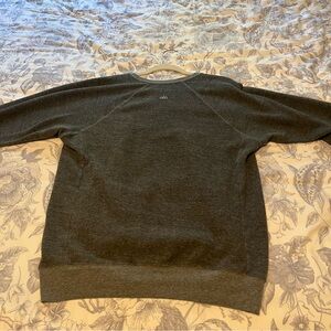 Alo yoga crew neck